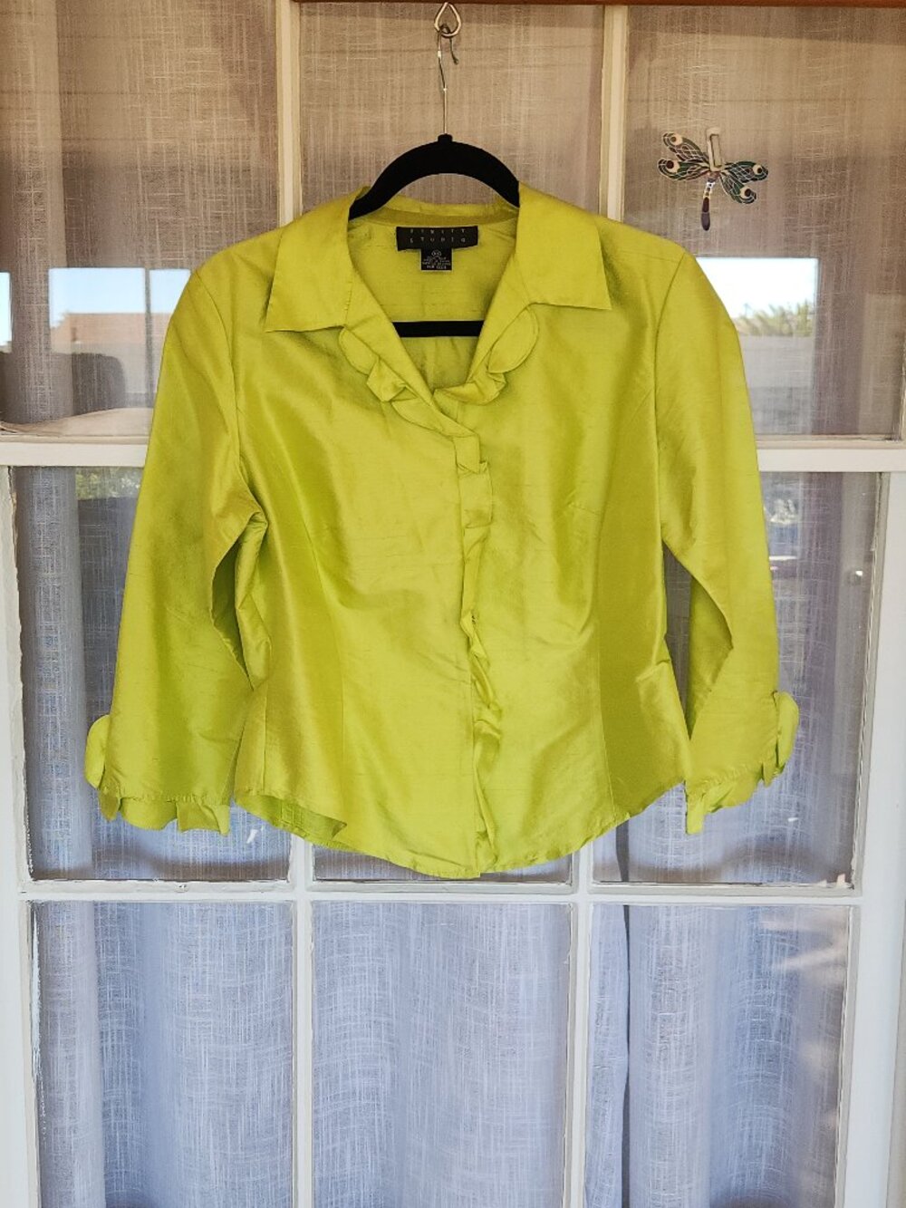 FINITY STUDIO 100% SILK CHARTREUSE BLOUSE RUFFLES SIZE 10